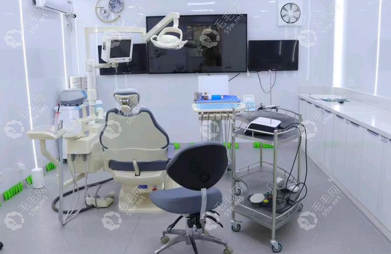 重庆盘锦牙齿矫正选哪家正规口腔机构？